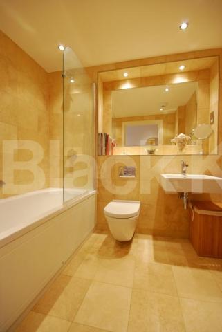 			LET , 2 Bedroom, 1 bath, 1 reception Penthouse			 Grosvenor Terrace, Camberwell